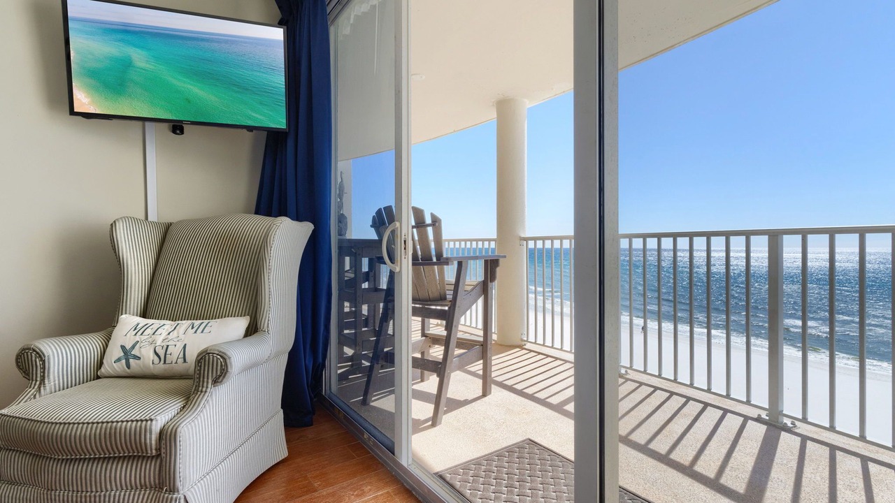 Photo of Livingroom in Long Beach