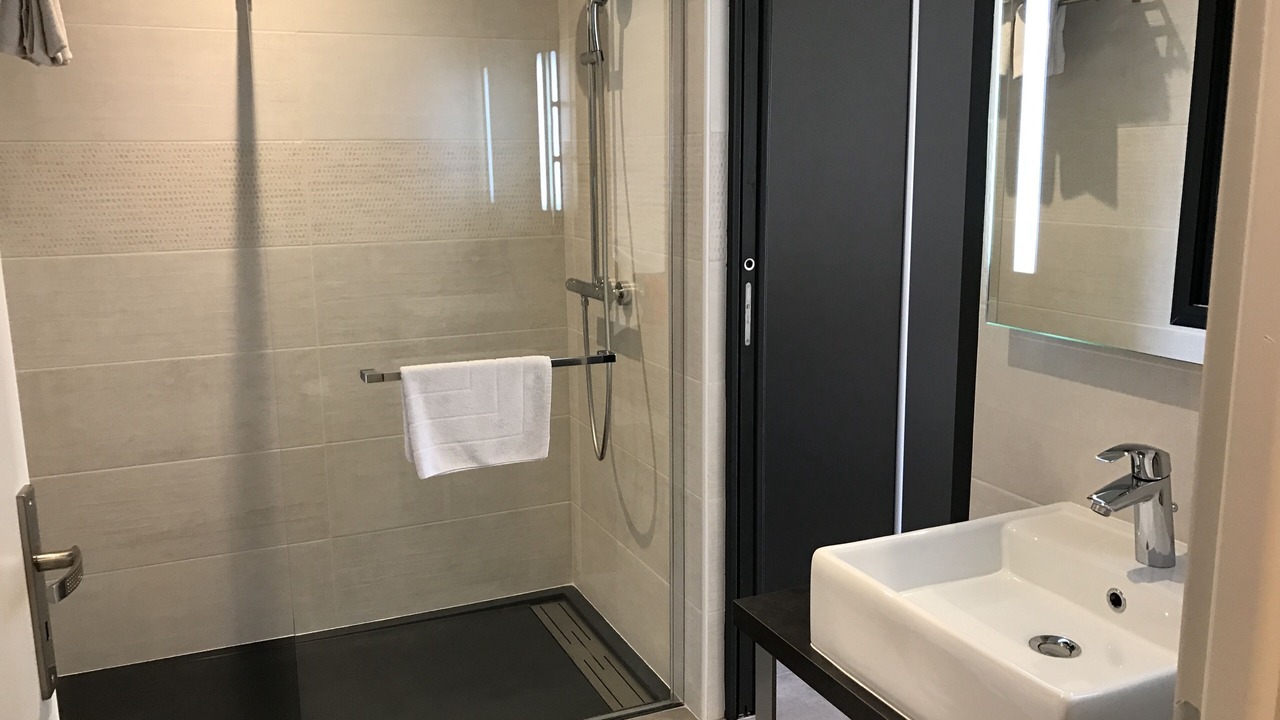 Photo of Bathroom in La Teste-de-Buch