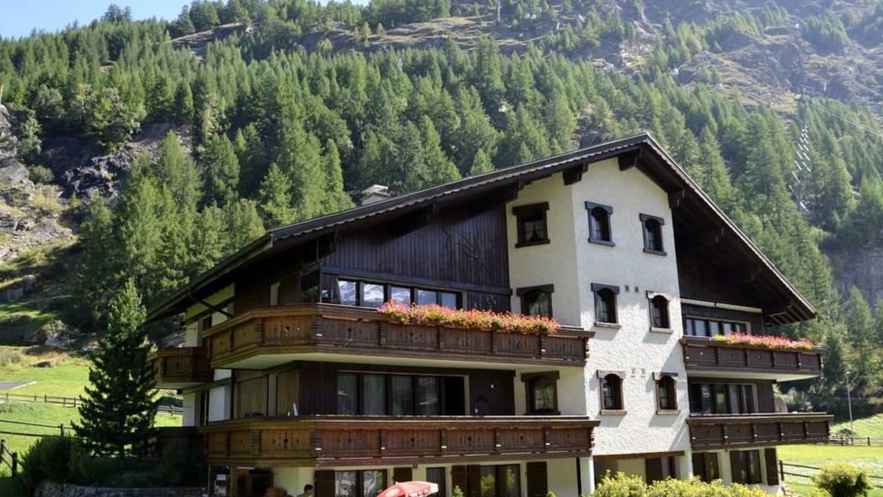 Photo of Others in Saas Grund