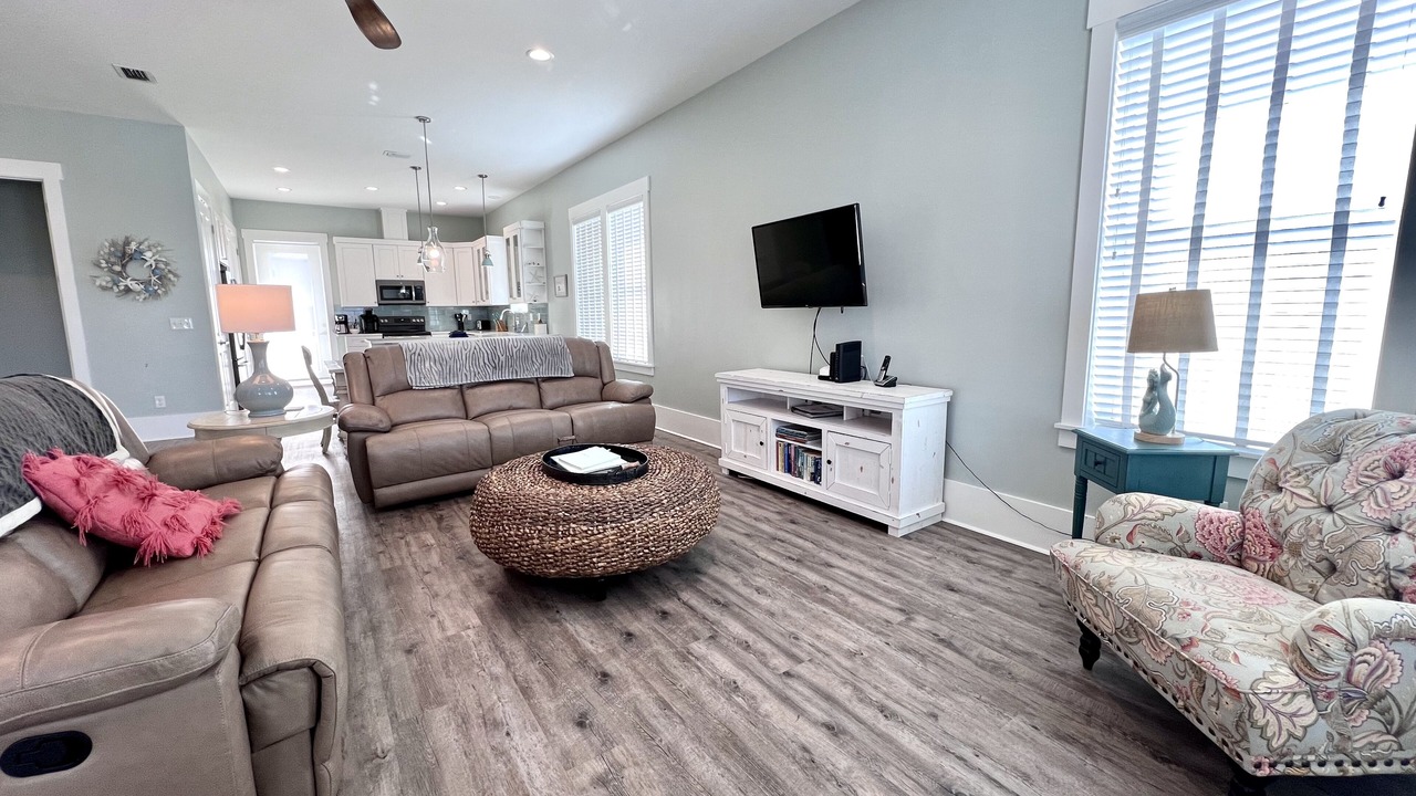 Photo of Livingroom in Cape San Blas