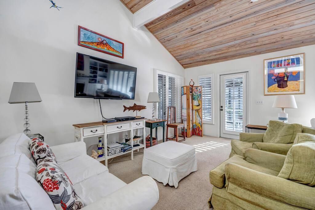 Photo of Livingroom in Sawgrass
