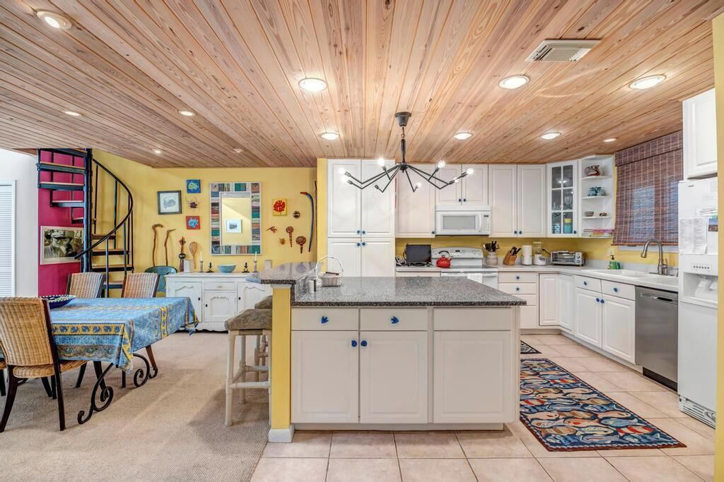 Photo of Kitchen in Sawgrass