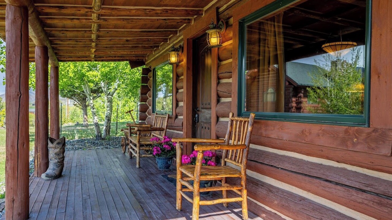 Photo of Patio Balcony in Wapiti