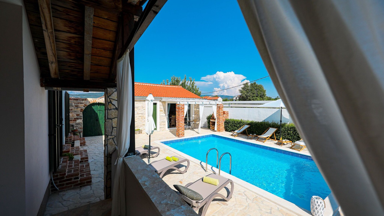 Photo of Patio Balcony in Pridraga