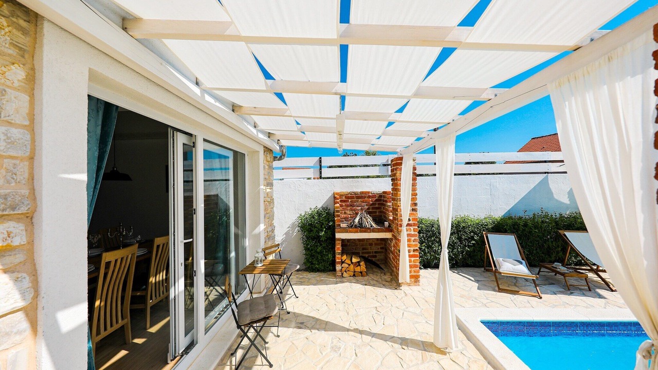 Photo of Patio Balcony in Pridraga