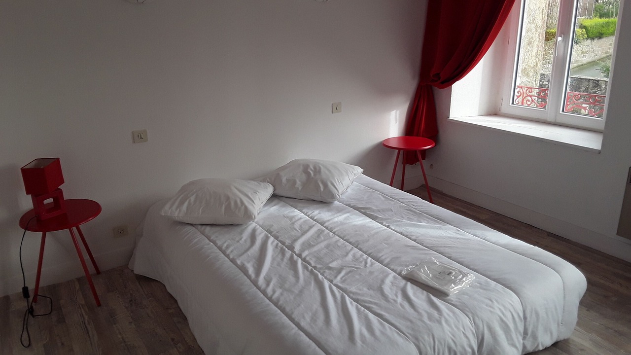 Photo of Bedroom in Portbail