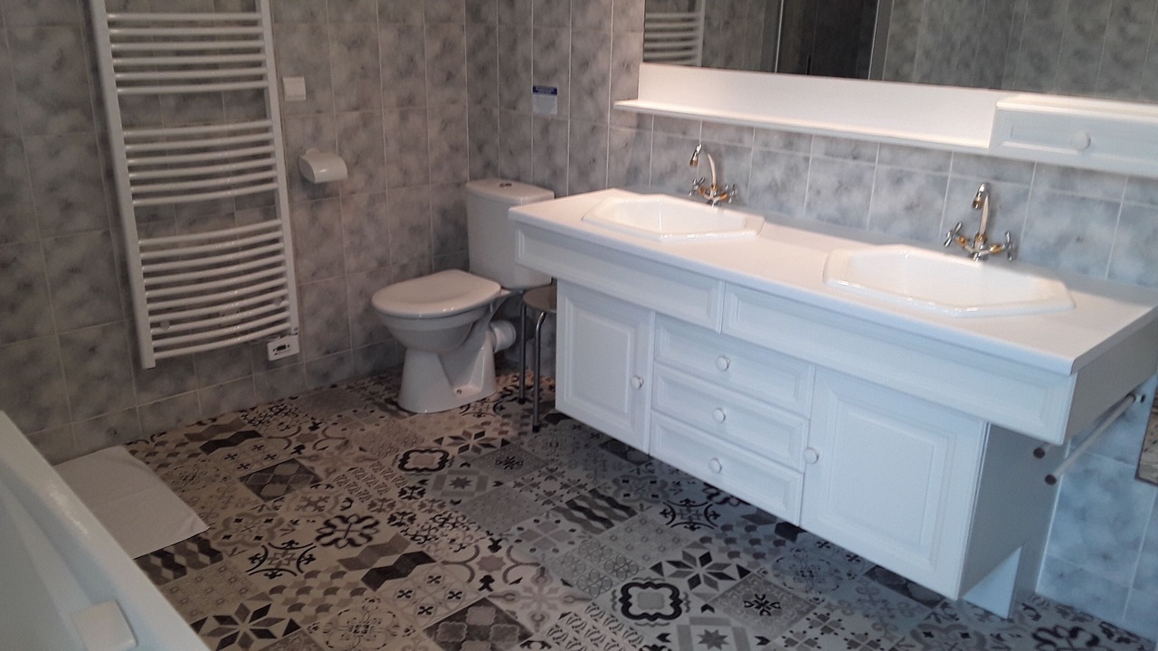 Photo of Bathroom in Portbail