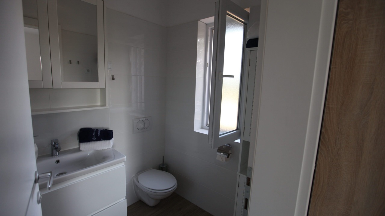 Photo of Bathroom in Verunic
