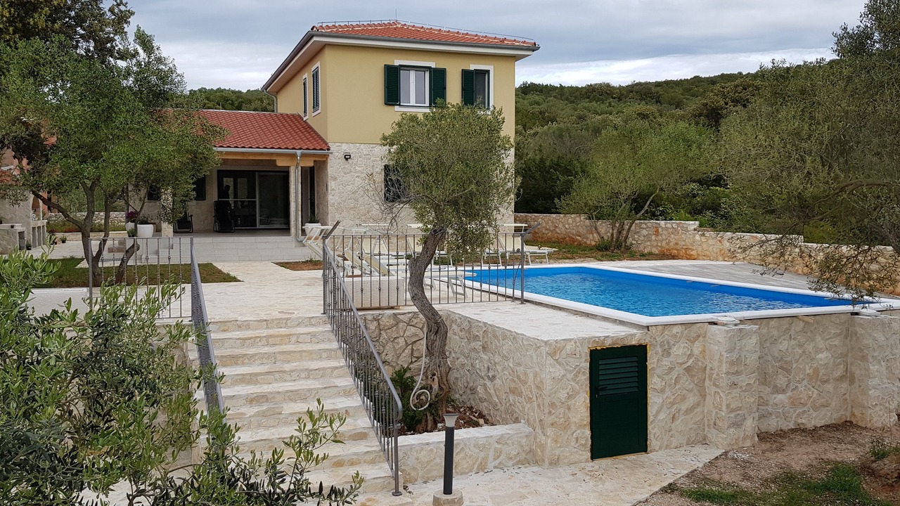 Photo of Outdoor in Verunic