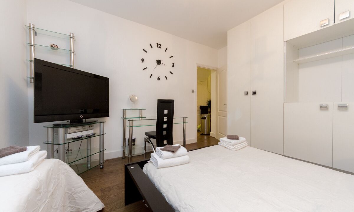 Photo of Bedroom in Graveney