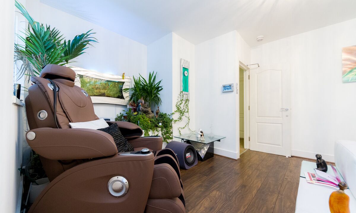 Photo of Others in Graveney