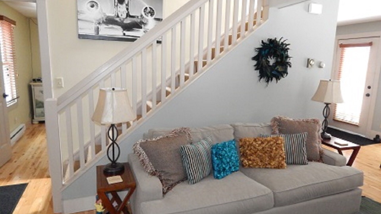 Photo of Livingroom in The Galena Territory