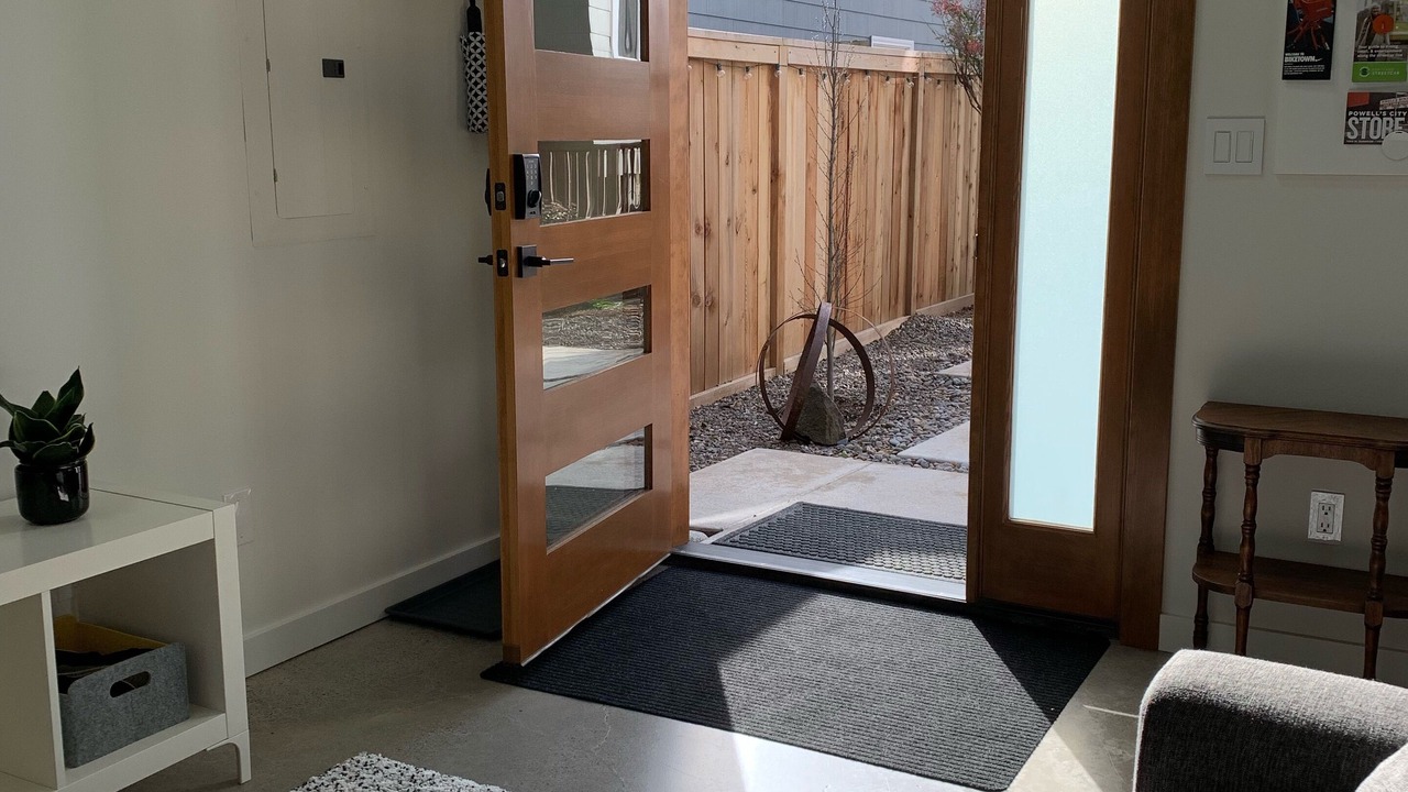 Photo of Livingroom in Rose City Park
