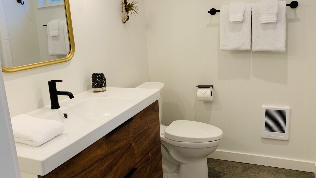 Photo of Bathroom in Rose City Park