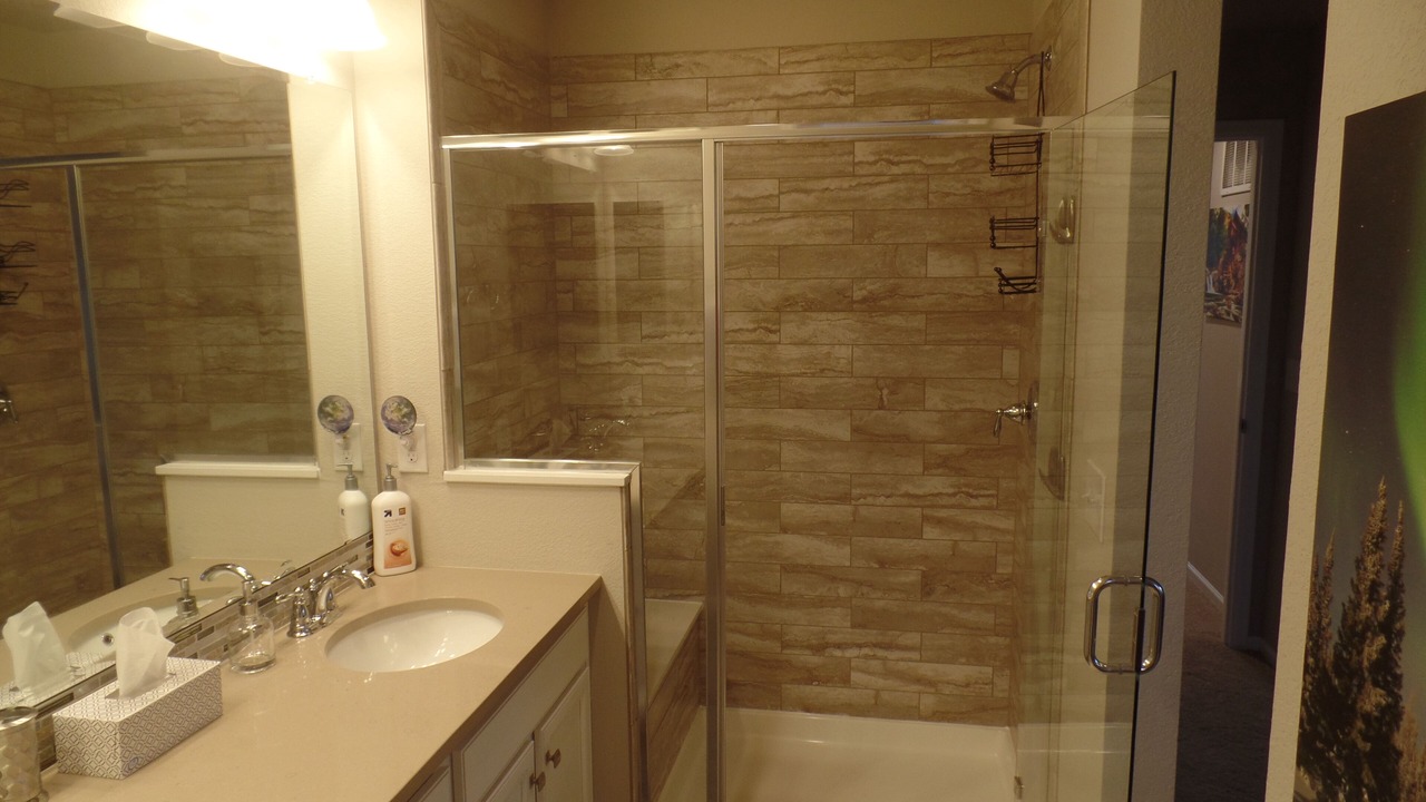 Photo of Bathroom in Dupont