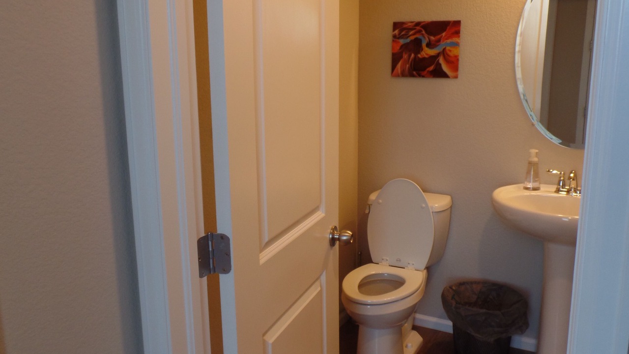 Photo of Bathroom in Dupont