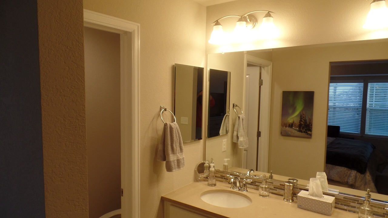 Photo of Bathroom in Dupont
