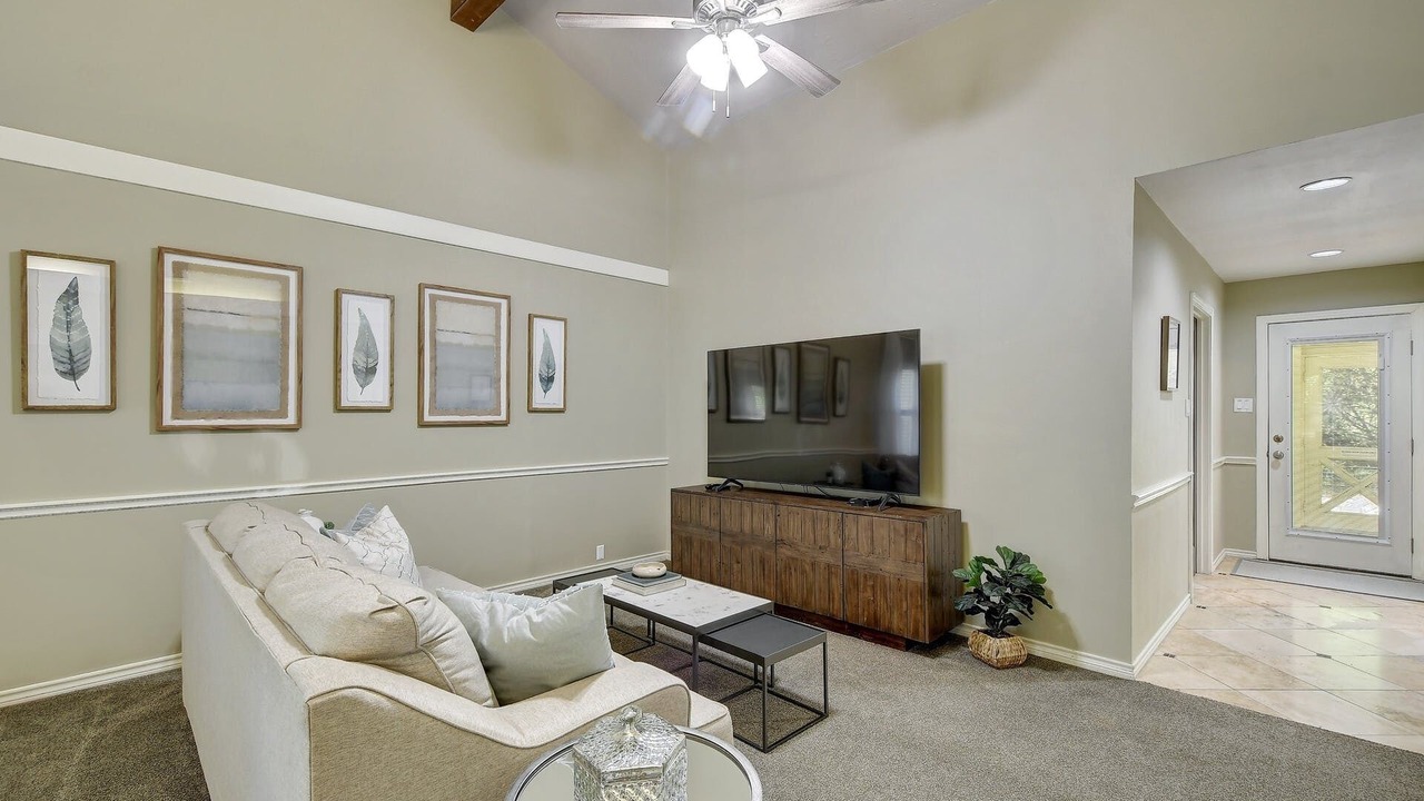 Photo of Livingroom in San Marcos