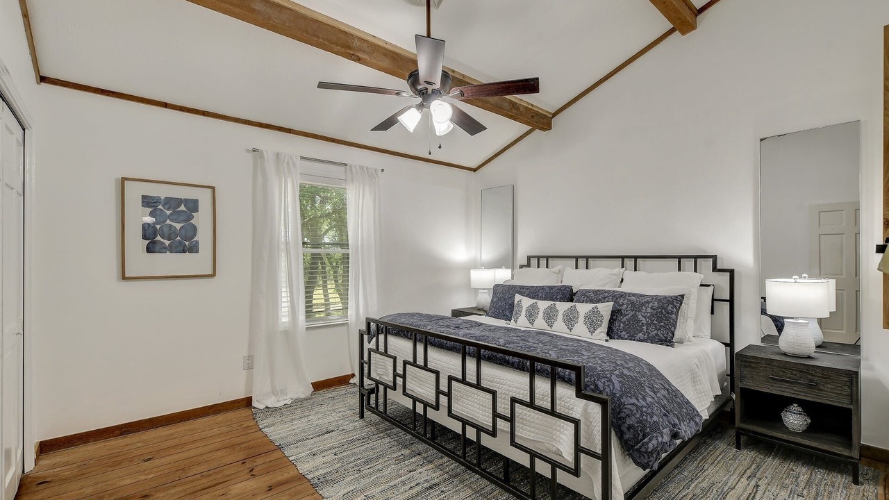 Photo of Bedroom in San Marcos