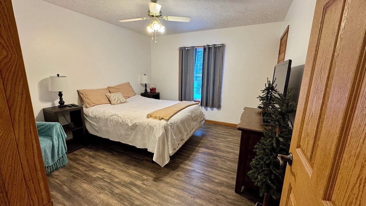 Photo of Bedroom in Charlevoix