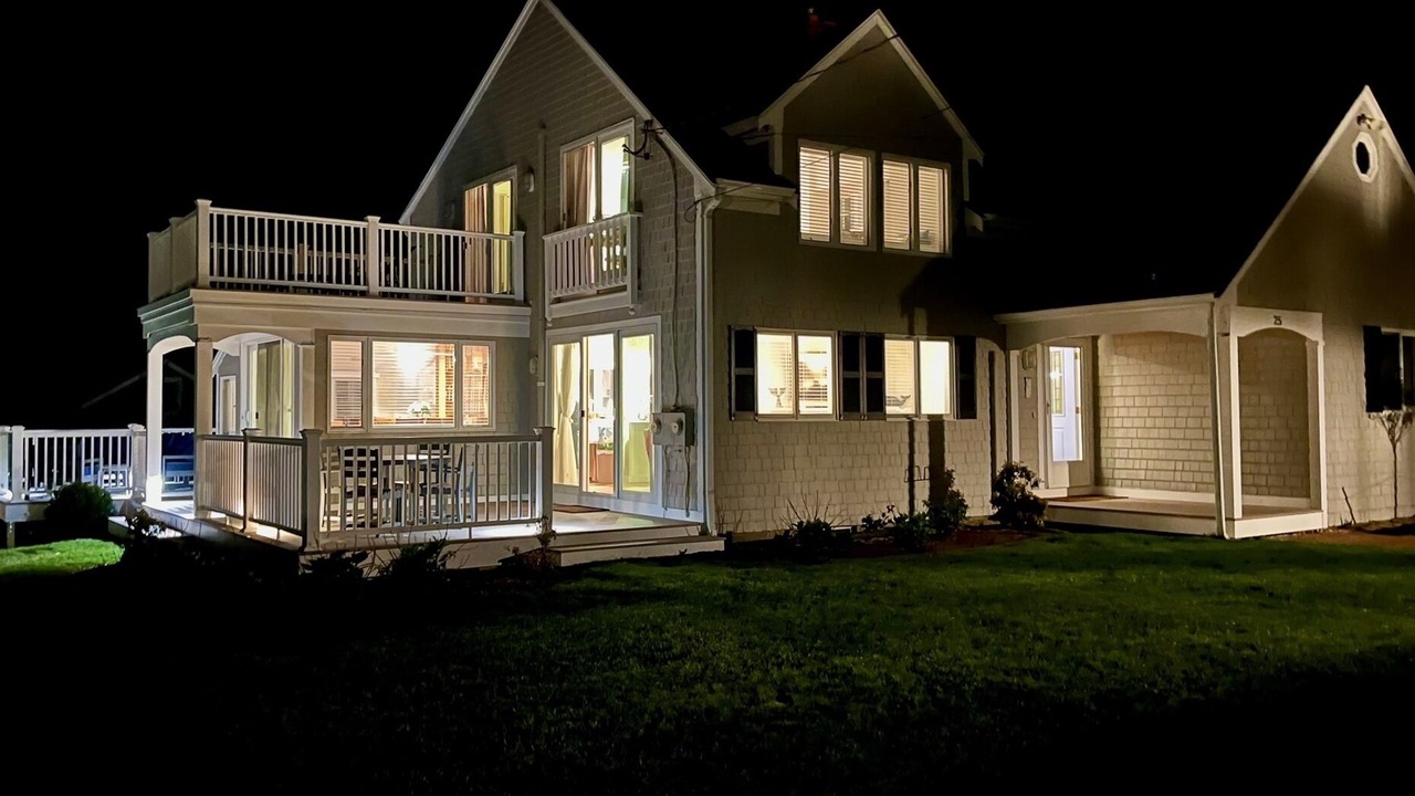 Photo of Others in Popponesset