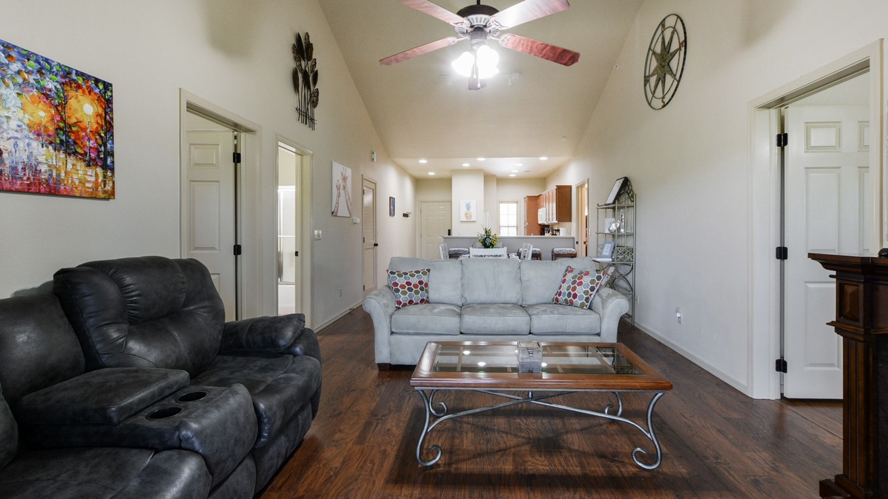 Photo of Livingroom in Branson West