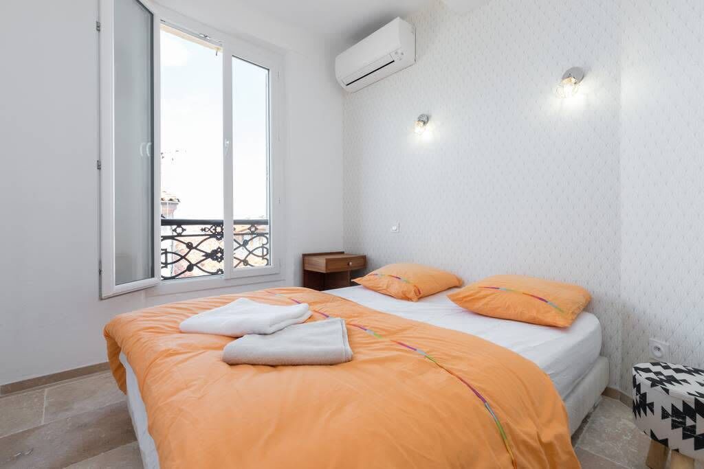 Photo of Bedroom in Antibes Old Town