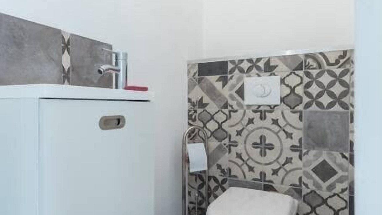 Photo of Bathroom in Antibes Old Town