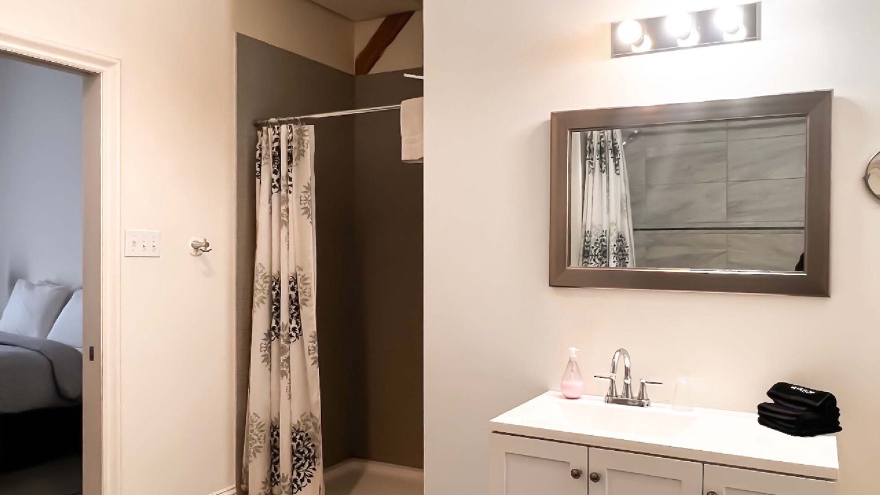 Photo of Bathroom in Lower Town
