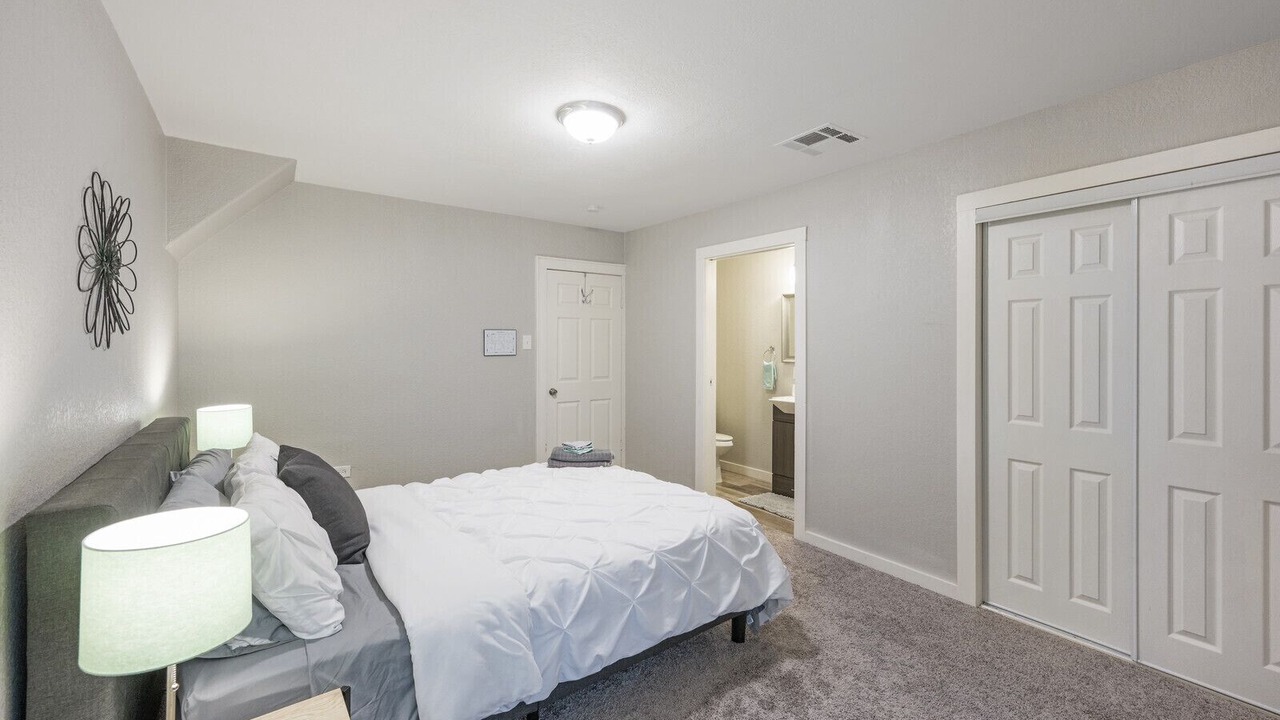 Photo of Bedroom in Brookview