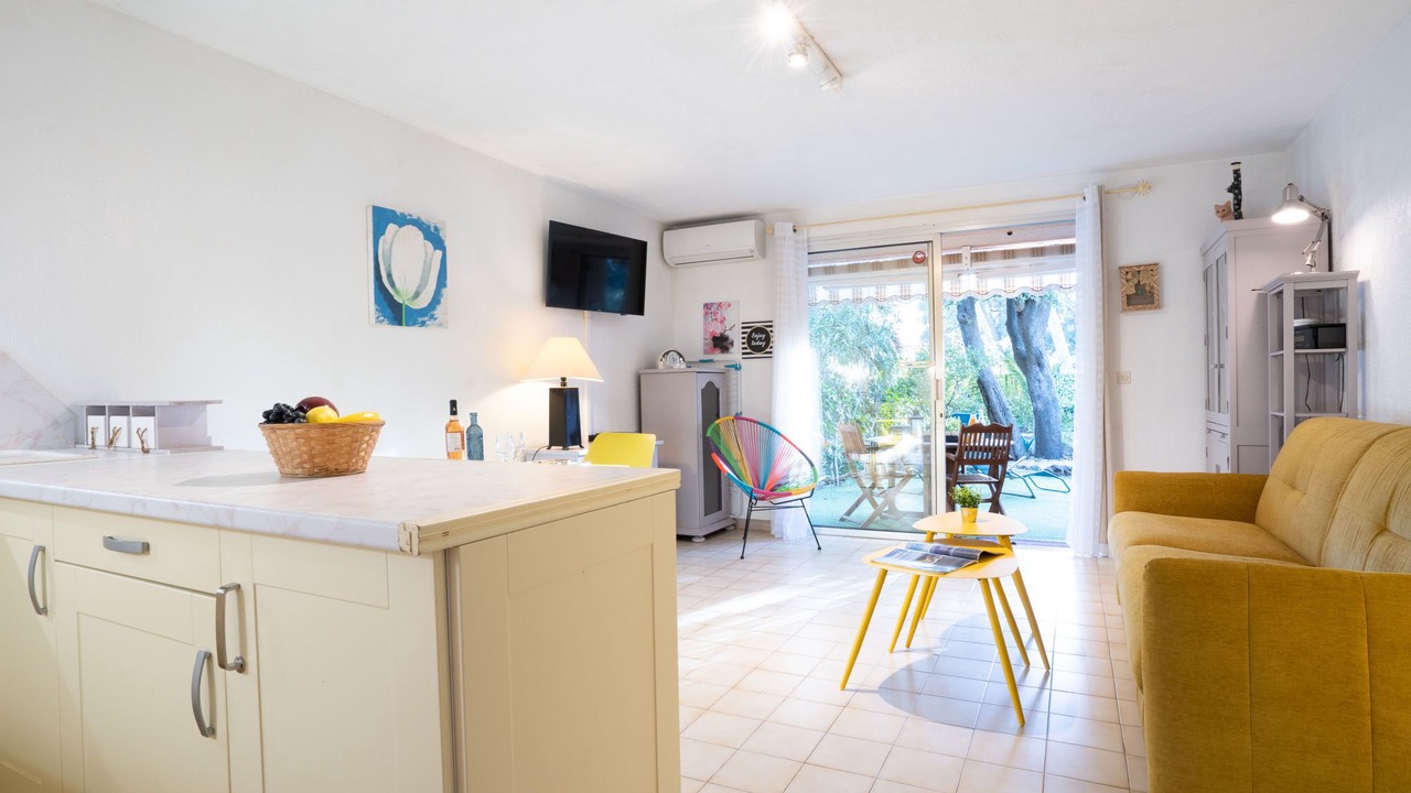 Photo of Livingroom in Saint-Aygulf
