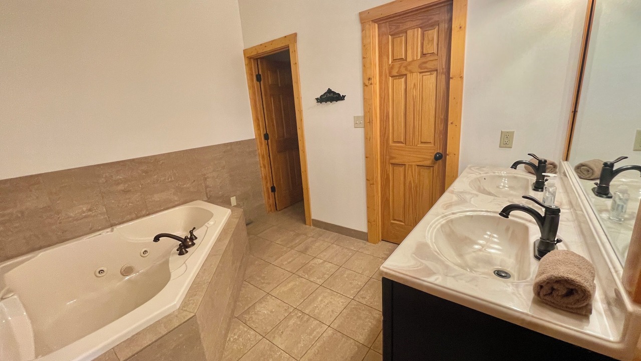 Photo of Bathroom in Cedar Lake
