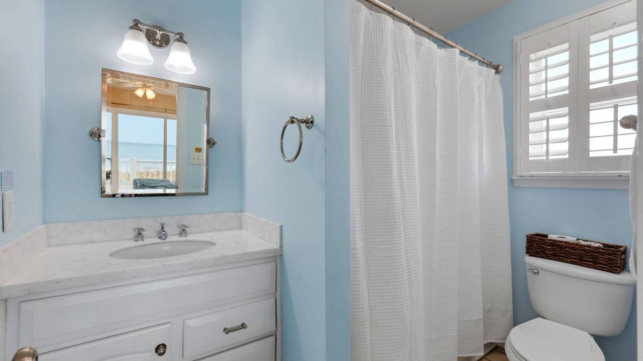 Photo of Bathroom in Kure Beach
