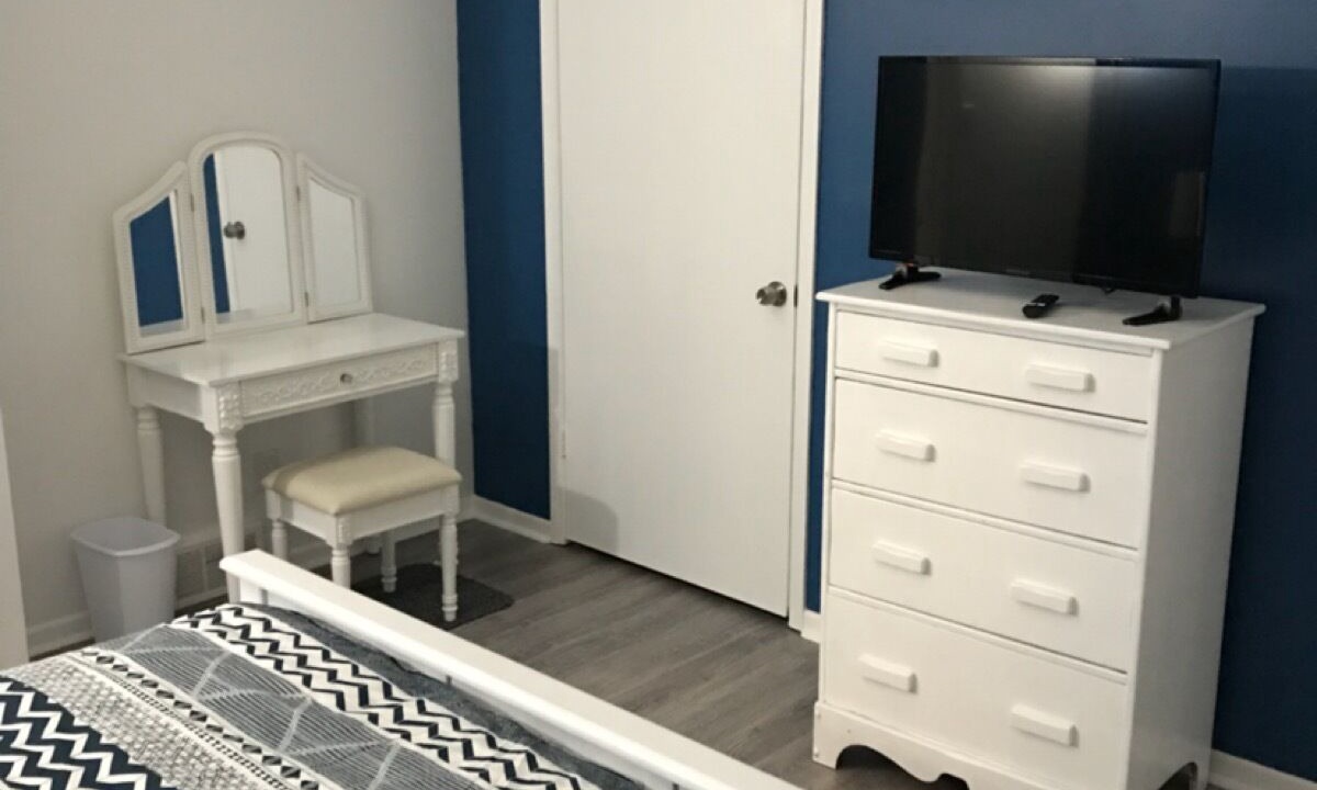 Photo of Bedroom in Downtown Niagara Falls