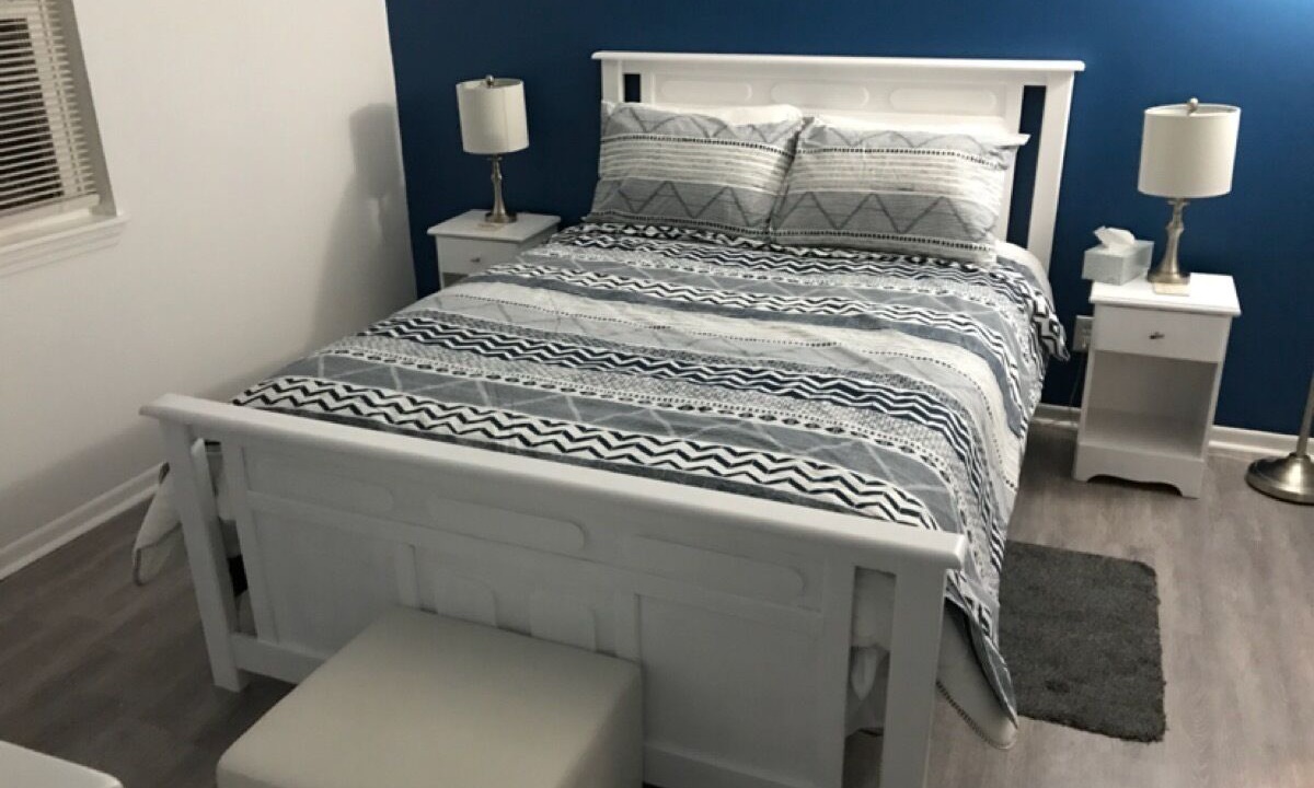 Photo of Bedroom in Downtown Niagara Falls