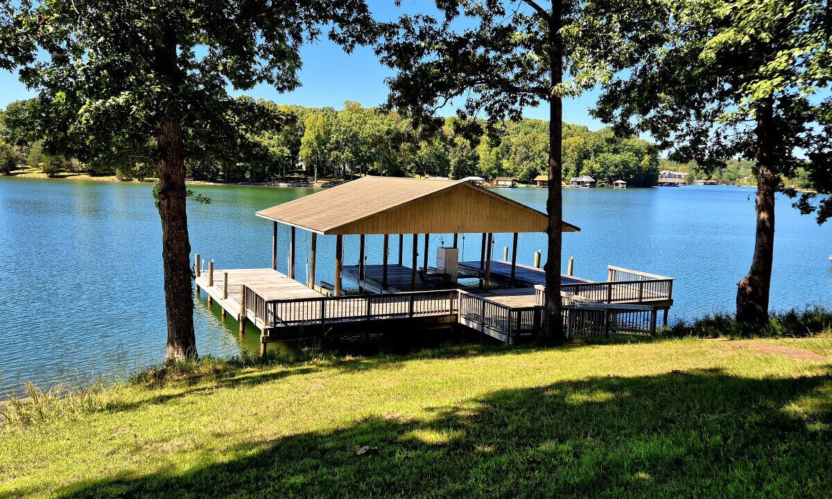 Photo of Outdoor in Huddleston