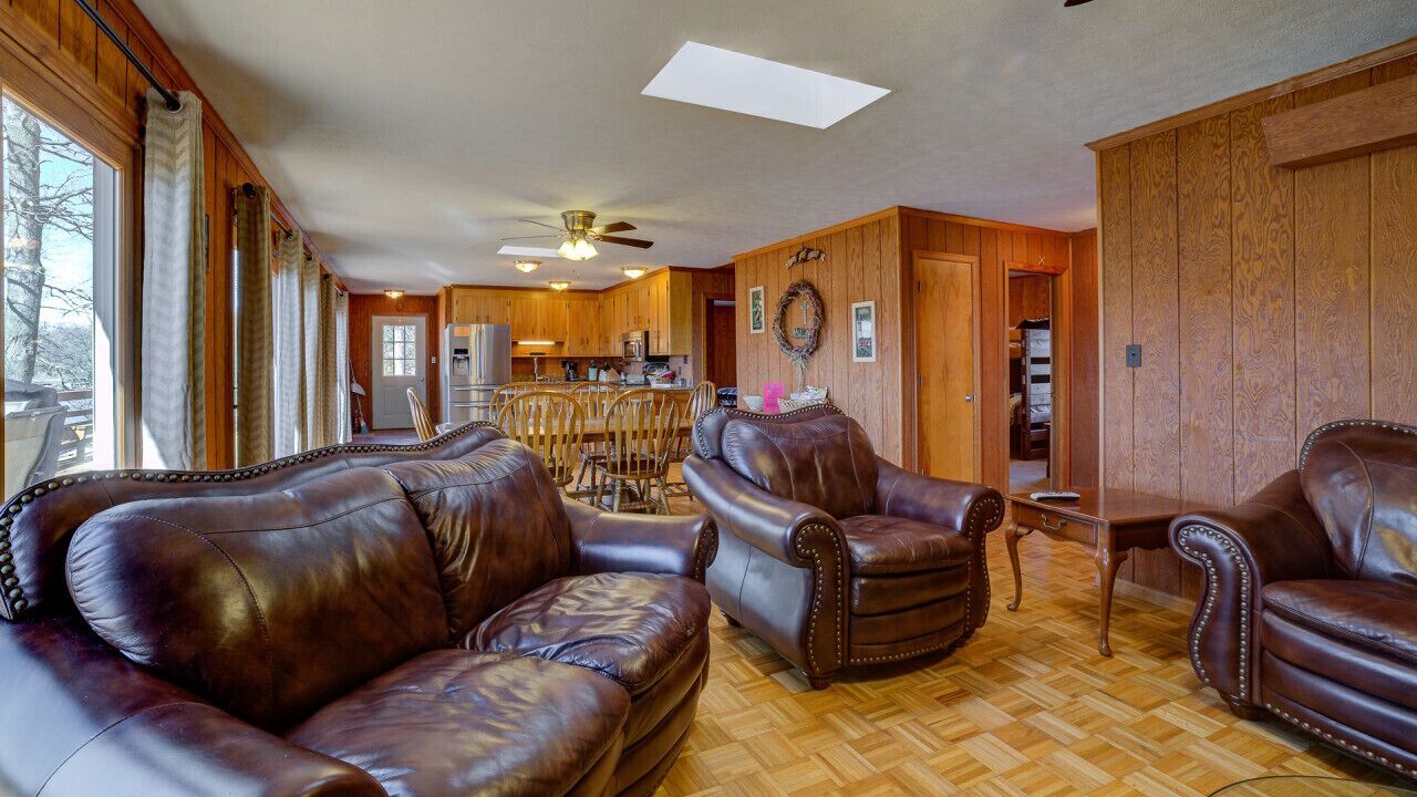 Photo of Bedroom in Huddleston