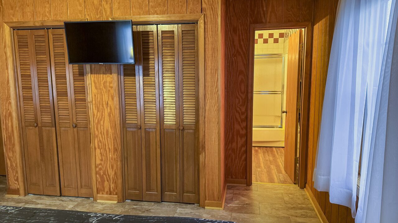 Photo of Bathroom in Huddleston
