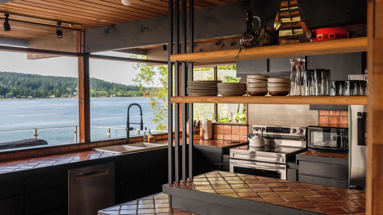 Photo of Others in Retsil