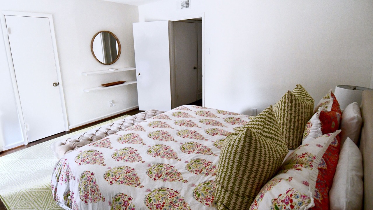Photo of Bedroom in Oak Lawn