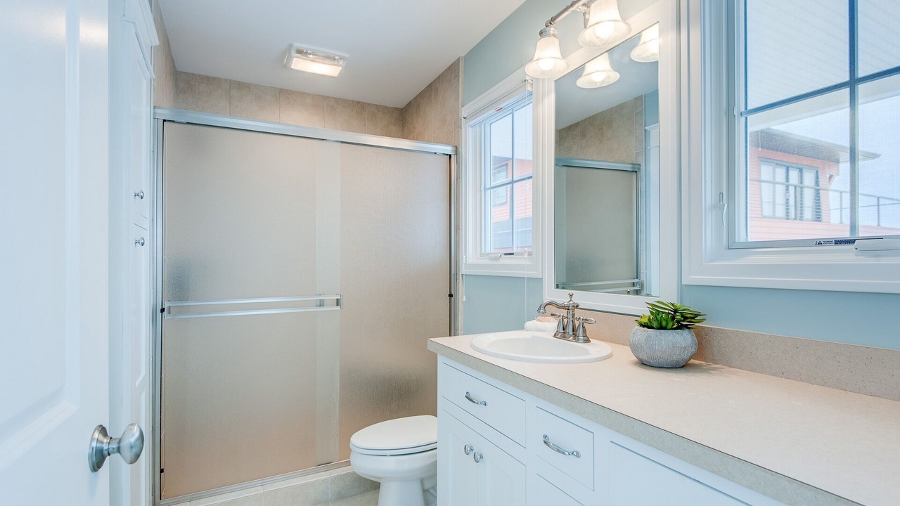 Photo of Bathroom in South Haven