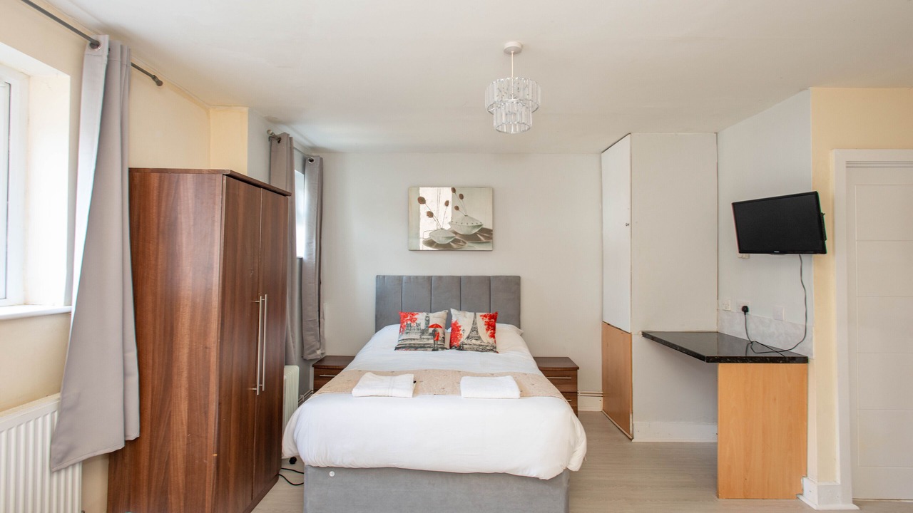 Photo of Bedroom in London Borough of Bromley