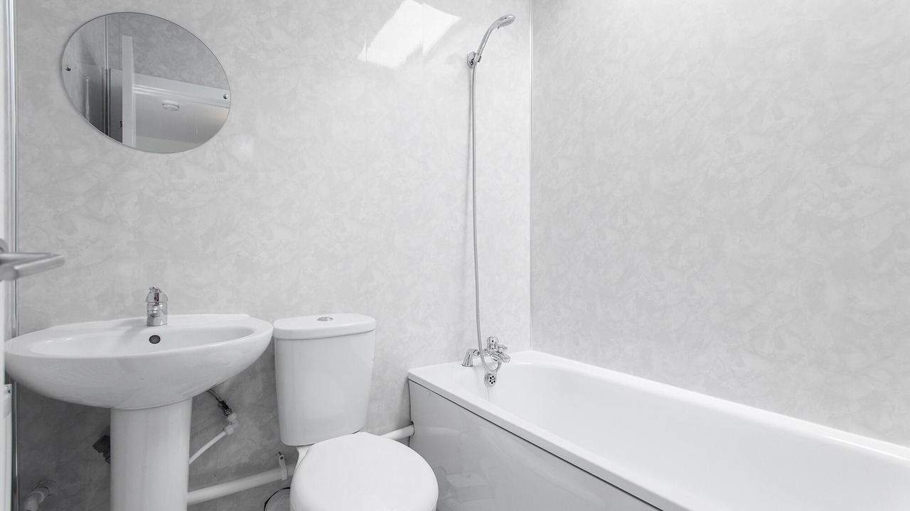 Photo of Bathroom in London Borough of Bromley
