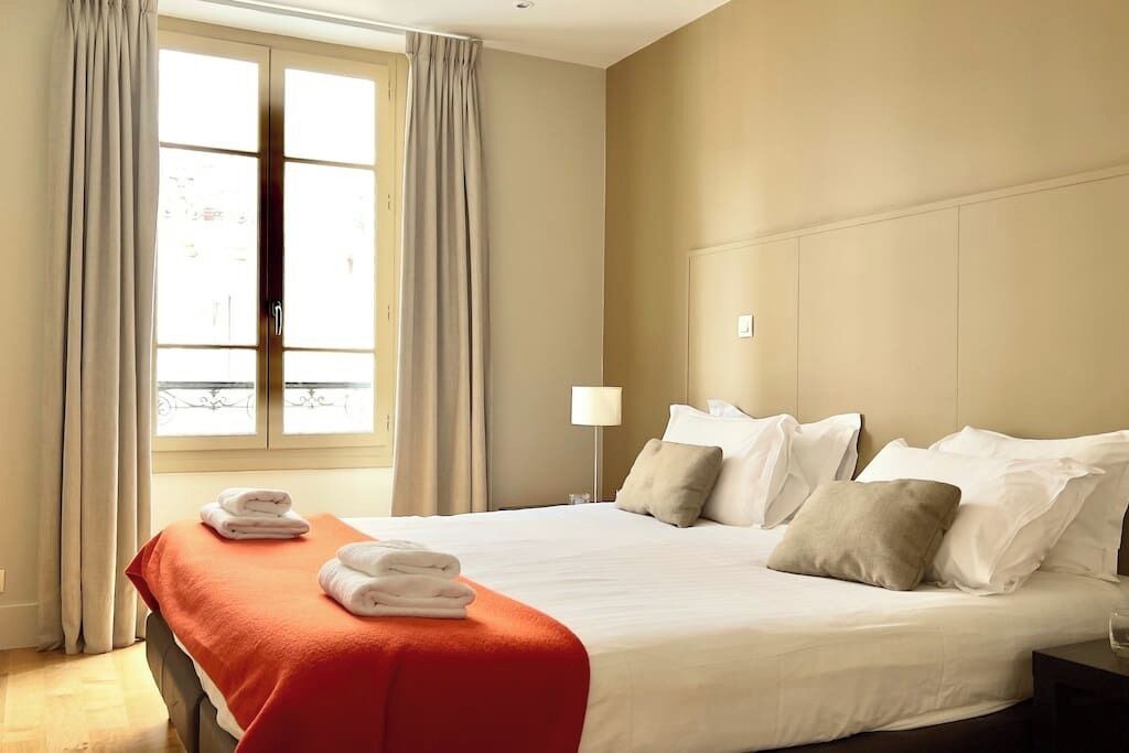 Photo of Others in Enfants-Rouges