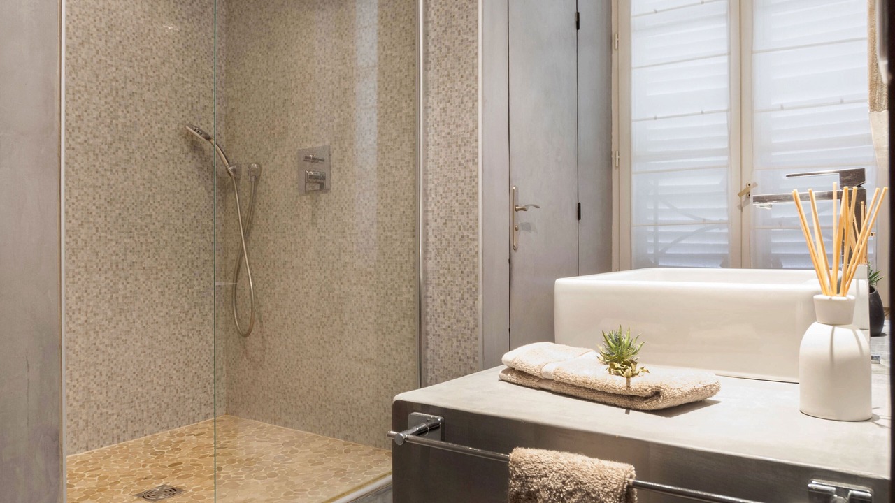 Photo of Bathroom in Saint-Merri