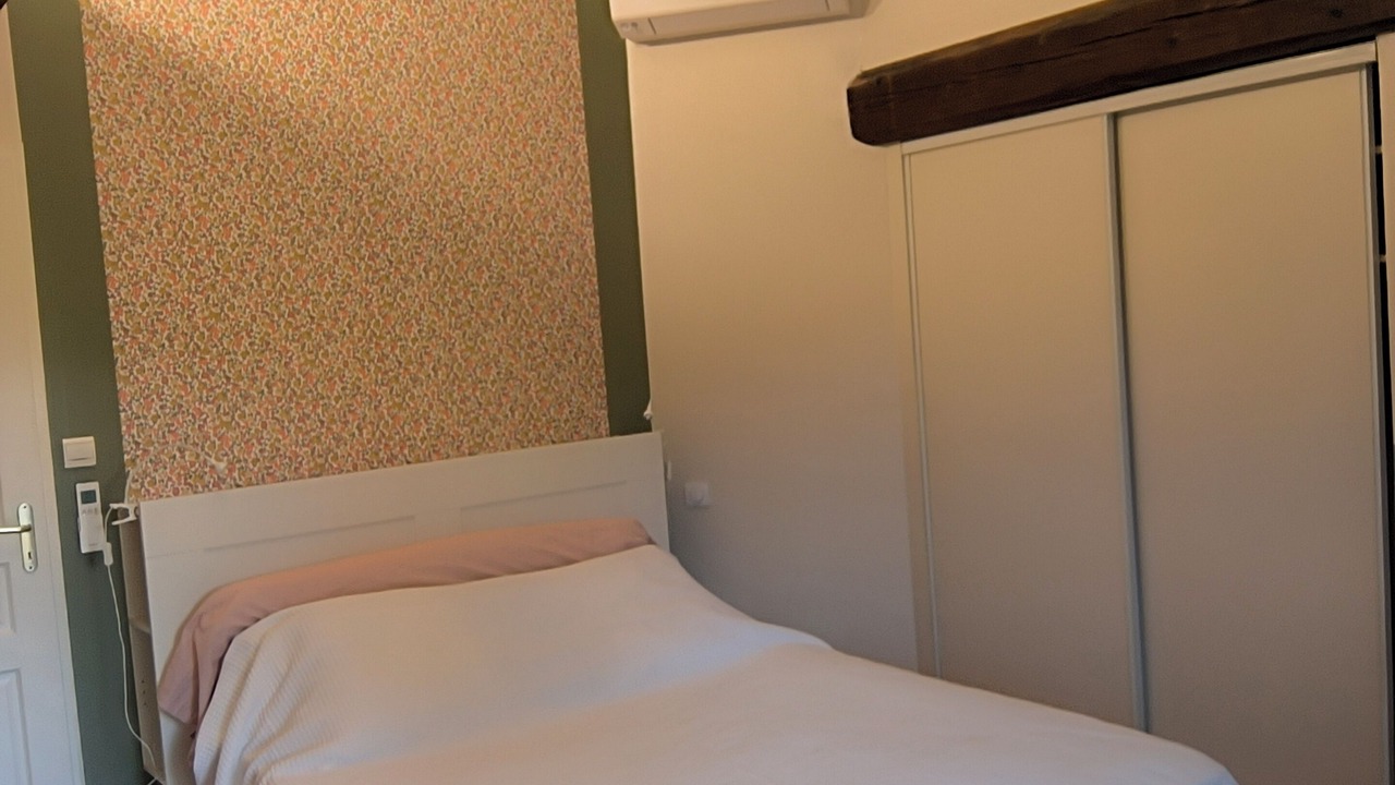 Photo of Bedroom in Pechbonnieu