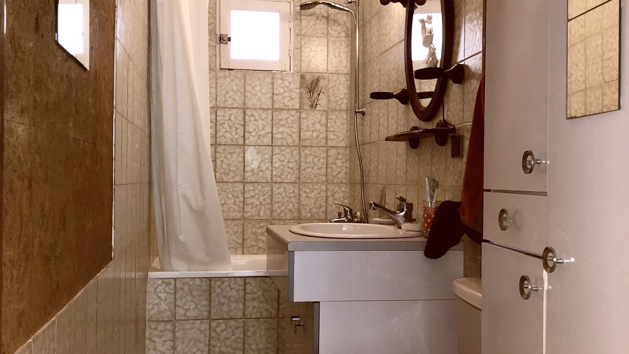 Photo of Bathroom in Saint-Guilhem-le-Desert