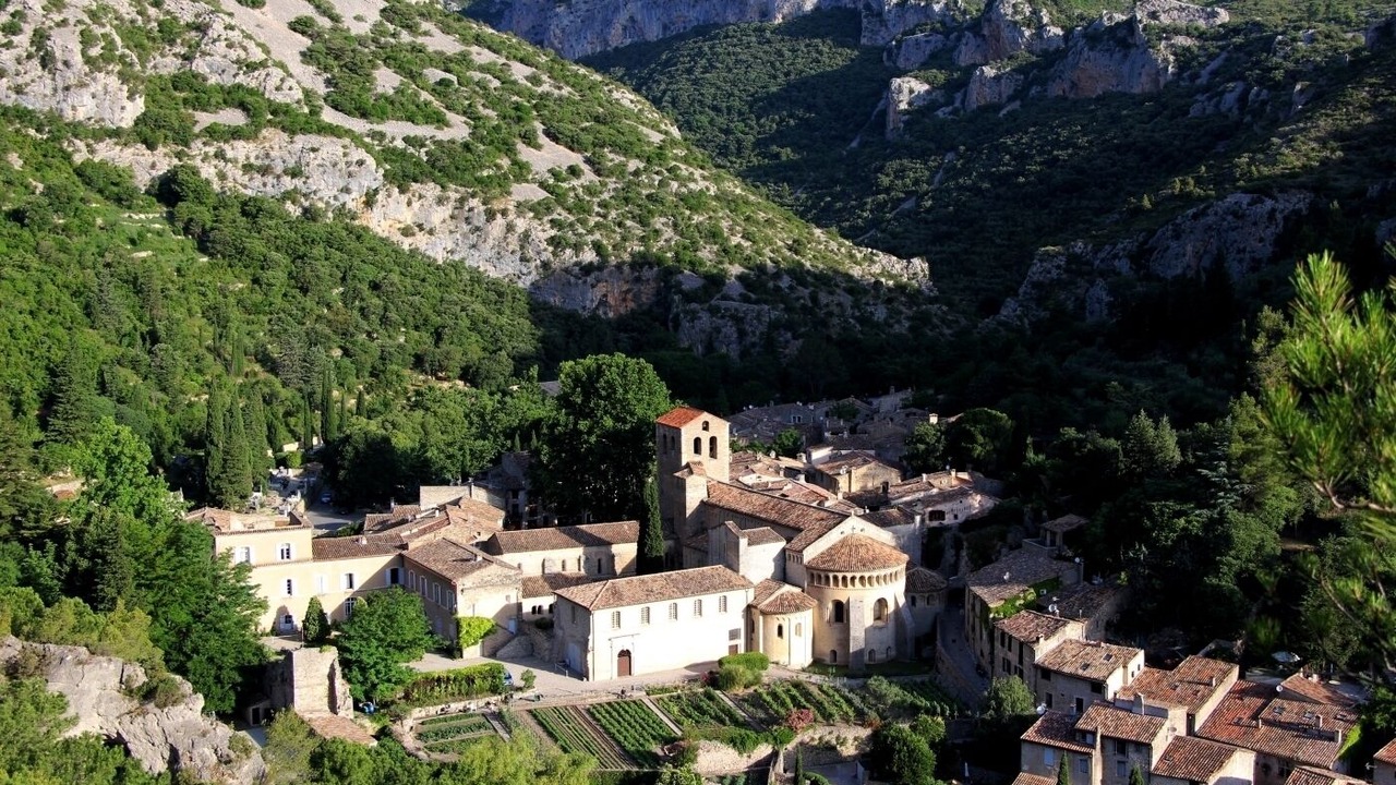 Photo of Outdoor in Saint-Guilhem-le-Desert