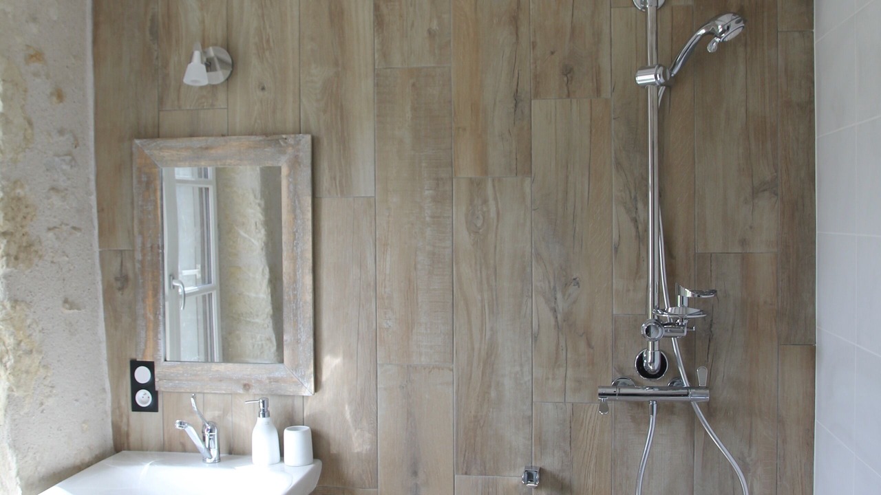 Photo of Bathroom in Azay-le-Rideau