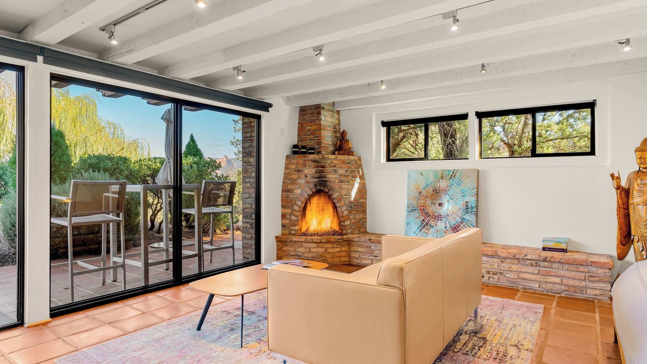 Photo of Livingroom in West Sedona